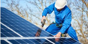 Installation Maintenance Panneaux Solaires Photovoltaïques à Reville